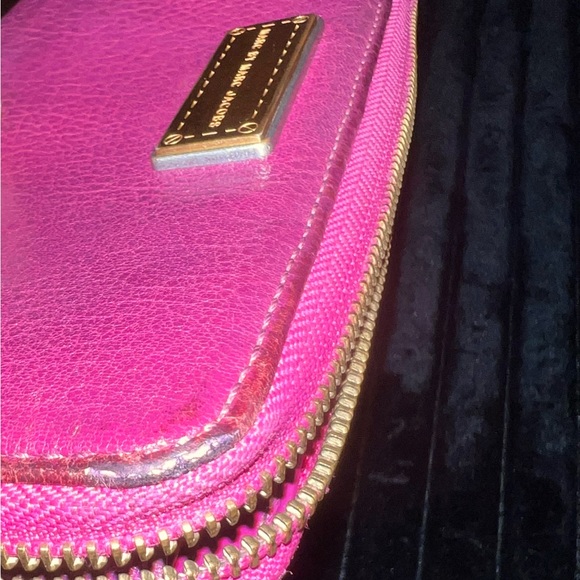 Burgundy Marc Jacob Leather Zip Wallet - Picture 4 of 4